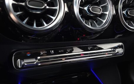 Mercedes-Benz GLA, 2023 год, 3 440 000 рублей, 18 фотография