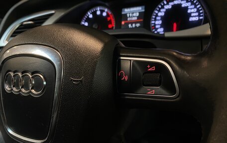 Audi A4, 2010 год, 800 000 рублей, 21 фотография