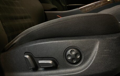 Audi A4, 2010 год, 800 000 рублей, 15 фотография