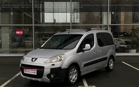 Peugeot Partner II рестайлинг 2, 2009 год, 585 000 рублей, 1 фотография