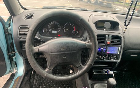 Mitsubishi Carisma I, 2003 год, 420 000 рублей, 15 фотография