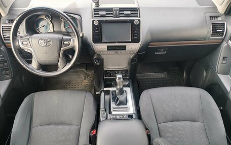 Toyota Land Cruiser Prado 150 рестайлинг 2, 2018 год, 5 699 000 рублей, 10 фотография