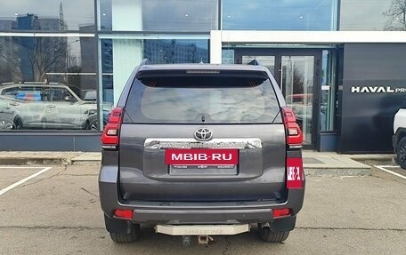 Toyota Land Cruiser Prado 150 рестайлинг 2, 2018 год, 5 699 000 рублей, 6 фотография