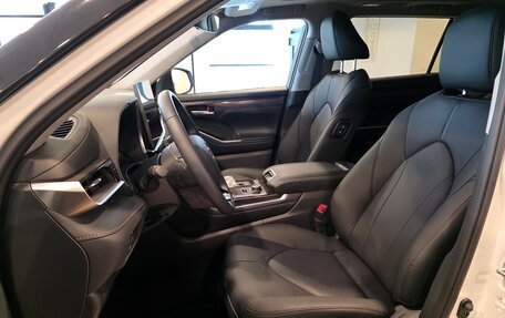 Toyota Highlander, 2025 год, 6 300 000 рублей, 15 фотография