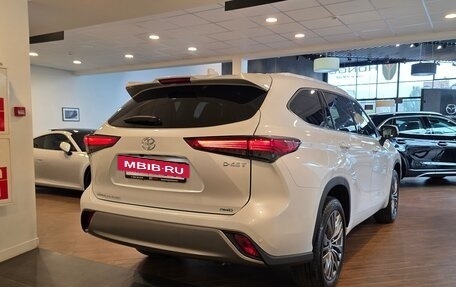 Toyota Highlander, 2025 год, 6 300 000 рублей, 4 фотография