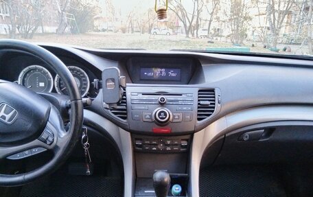 Honda Accord VIII рестайлинг, 2008 год, 900 000 рублей, 6 фотография