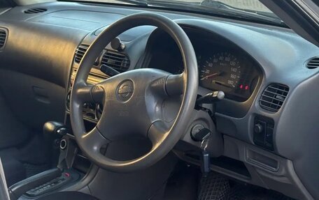 Nissan Sunny N16, 2001 год, 280 000 рублей, 5 фотография