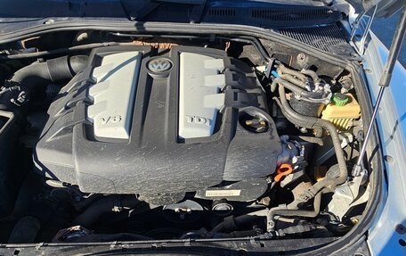 Volkswagen Touareg III, 2008 год, 1 050 000 рублей, 5 фотография