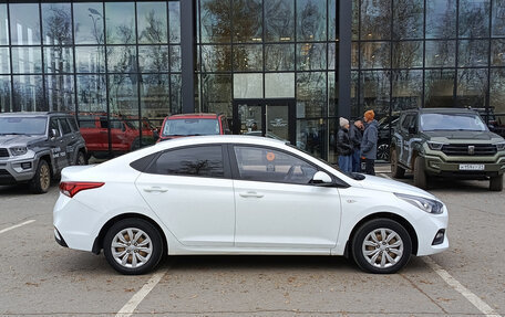 Hyundai Solaris II рестайлинг, 2017 год, 1 119 000 рублей, 4 фотография