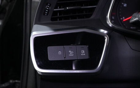 Audi A6, 2021 год, 2 450 000 рублей, 14 фотография