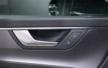 Audi A6, 2021 год, 2 450 000 рублей, 12 фотография