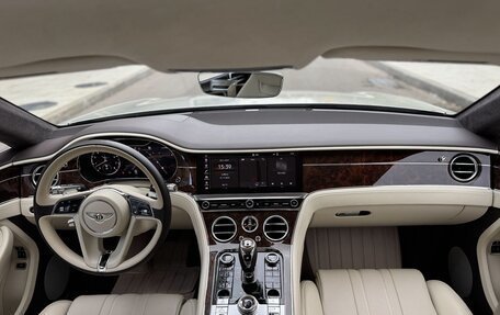 Bentley Continental GT III, 2019 год, 20 450 000 рублей, 15 фотография