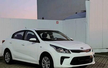 KIA Rio IV, 2018 год, 1 370 000 рублей, 7 фотография