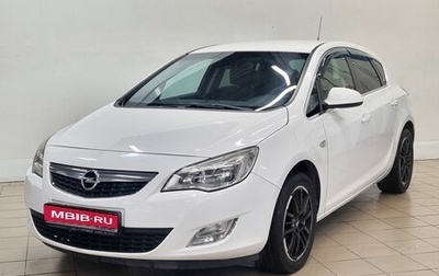 Opel Astra J, 2010 год, 620 000 рублей, 1 фотография