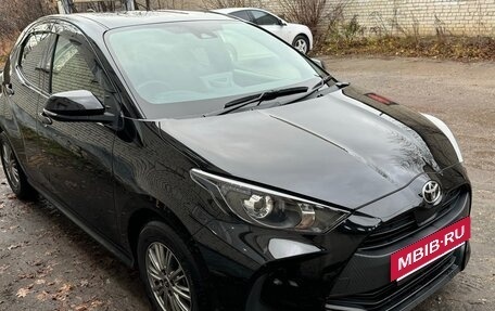 Toyota Yaris, 2020 год, 1 300 000 рублей, 8 фотография