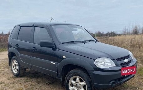 Chevrolet Niva I рестайлинг, 2012 год, 480 000 рублей, 2 фотография