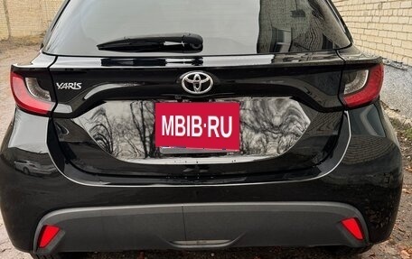 Toyota Yaris, 2020 год, 1 300 000 рублей, 7 фотография