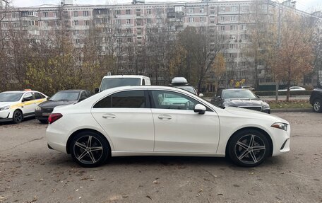 Mercedes-Benz A-Класс, 2022 год, 4 200 000 рублей, 10 фотография