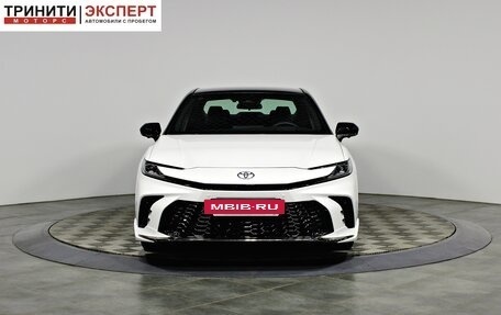 Toyota Camry, 2025 год, 4 940 000 рублей, 2 фотография