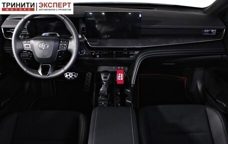 Toyota Camry, 2025 год, 4 940 000 рублей, 19 фотография