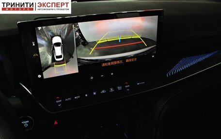 Toyota Camry, 2025 год, 4 940 000 рублей, 24 фотография