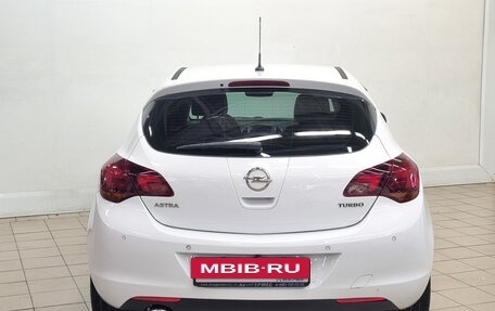 Opel Astra J, 2010 год, 620 000 рублей, 3 фотография