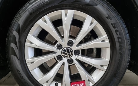 Volkswagen Tiguan II, 2021 год, 2 350 000 рублей, 17 фотография