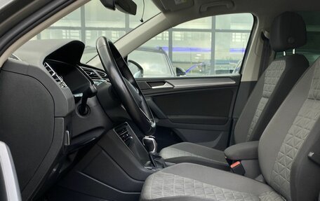 Volkswagen Tiguan II, 2021 год, 2 319 000 рублей, 14 фотография