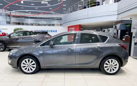 Opel Astra J, 2010 год, 550 000 рублей, 8 фотография