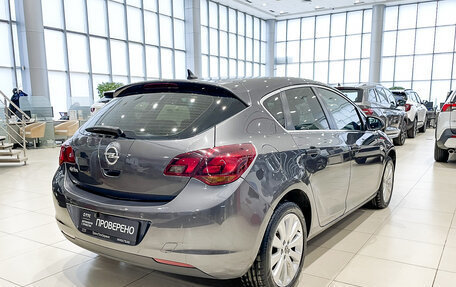 Opel Astra J, 2010 год, 550 000 рублей, 5 фотография