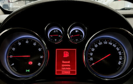 Opel Astra J, 2010 год, 550 000 рублей, 13 фотография