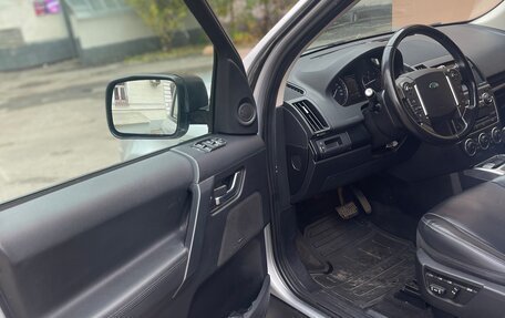 Land Rover Freelander II рестайлинг 2, 2014 год, 2 270 000 рублей, 18 фотография