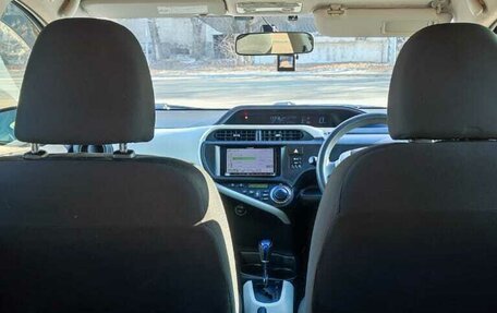 Toyota Aqua I, 2014 год, 865 555 рублей, 11 фотография