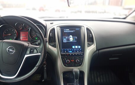 Opel Astra J, 2011 год, 670 000 рублей, 7 фотография