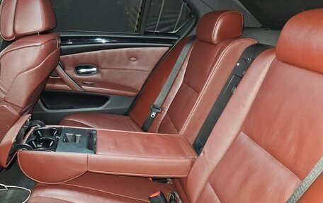 BMW 5 серия, 2009 год, 1 450 000 рублей, 15 фотография