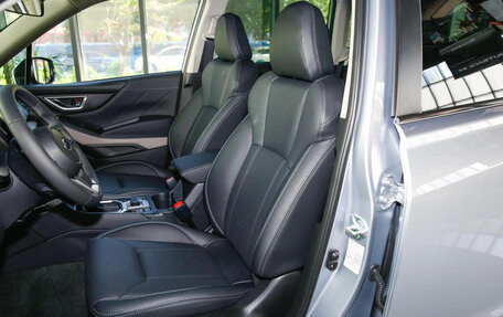 Subaru Forester, 2025 год, 4 250 000 рублей, 14 фотография