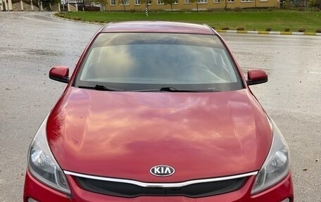 KIA Rio IV, 2017 год, 1 050 000 рублей, 2 фотография