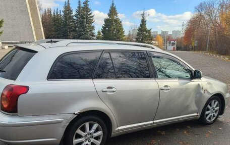 Toyota Avensis III рестайлинг, 2005 год, 510 000 рублей, 5 фотография