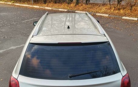 Toyota Avensis III рестайлинг, 2005 год, 510 000 рублей, 12 фотография