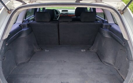 Toyota Avensis III рестайлинг, 2005 год, 510 000 рублей, 24 фотография