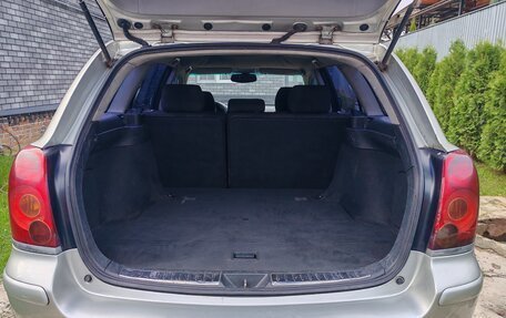 Toyota Avensis III рестайлинг, 2005 год, 510 000 рублей, 25 фотография