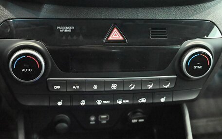 Hyundai Tucson III, 2018 год, 2 590 000 рублей, 6 фотография