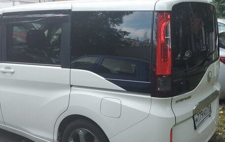 Honda Stepwgn IV, 2015 год, 1 650 000 рублей, 3 фотография