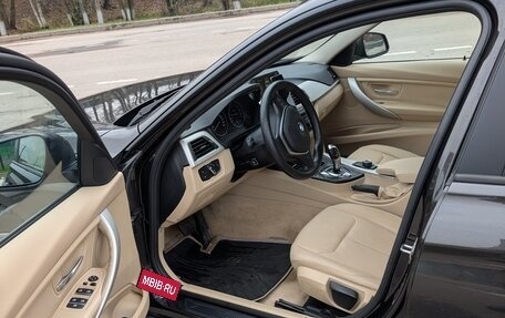 BMW 3 серия, 2015 год, 2 130 000 рублей, 15 фотография