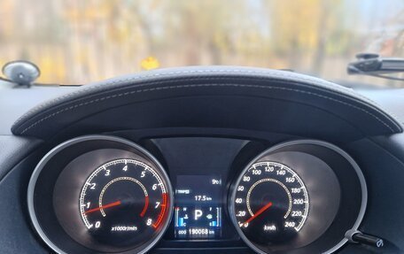 Mitsubishi Outlander III рестайлинг 3, 2011 год, 1 245 000 рублей, 9 фотография