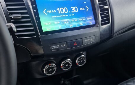 Mitsubishi Outlander III рестайлинг 3, 2011 год, 1 245 000 рублей, 8 фотография