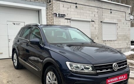 Volkswagen Tiguan II, 2017 год, 1 950 000 рублей, 3 фотография