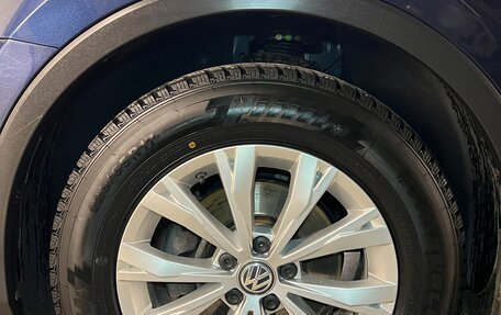 Volkswagen Tiguan II, 2017 год, 1 950 000 рублей, 5 фотография