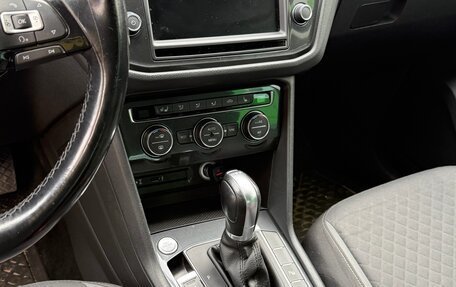 Volkswagen Tiguan II, 2017 год, 1 950 000 рублей, 10 фотография