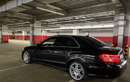 Mercedes-Benz E-Класс, 2012 год, 1 550 000 рублей, 3 фотография